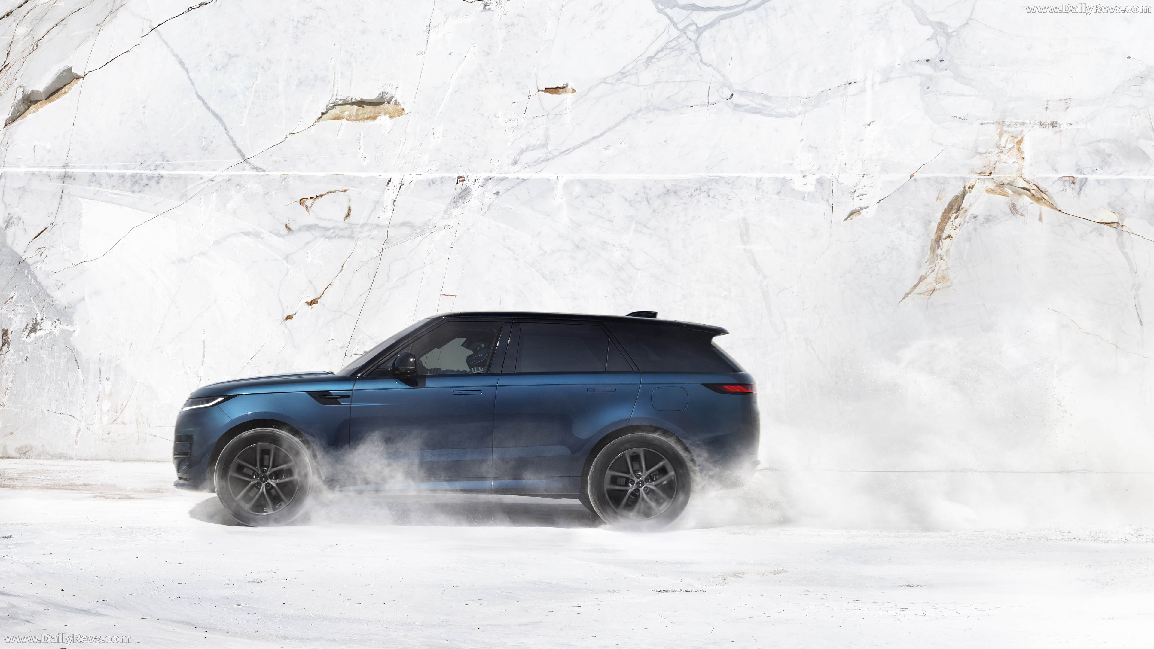 2027 Land Rover Range Rover Sport Electric Side View